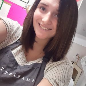 Meet your Posher, Courtney